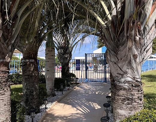 PALM GREENS AT VILLA DEL - Residential Lease