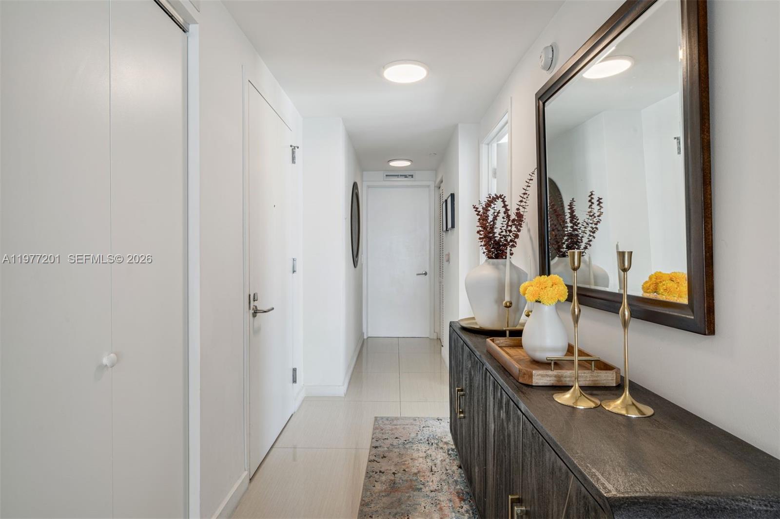 ICON BAY CONDO - Residential