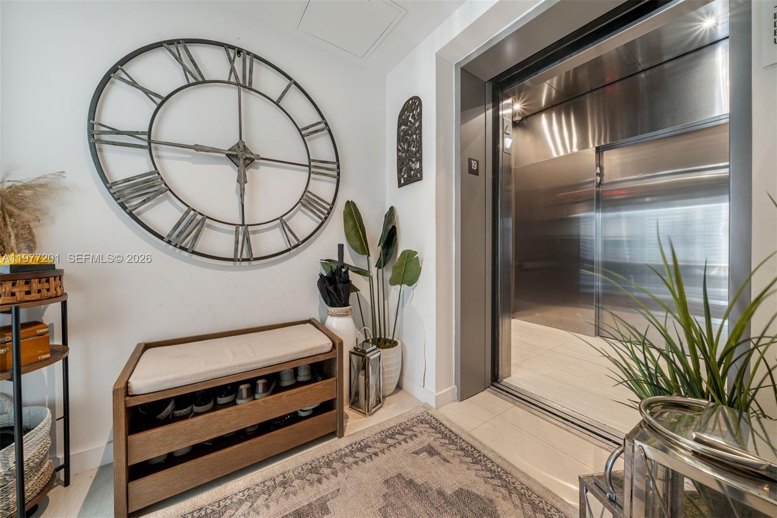 ICON BAY CONDO - Residential