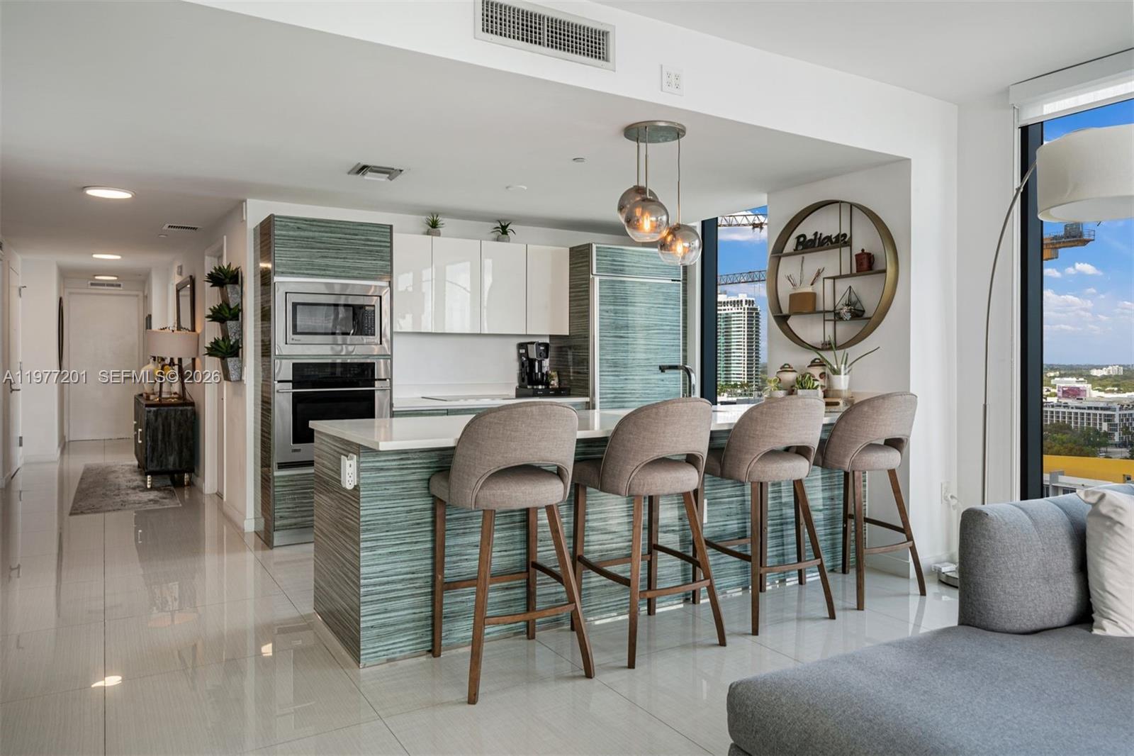 ICON BAY CONDO - Residential