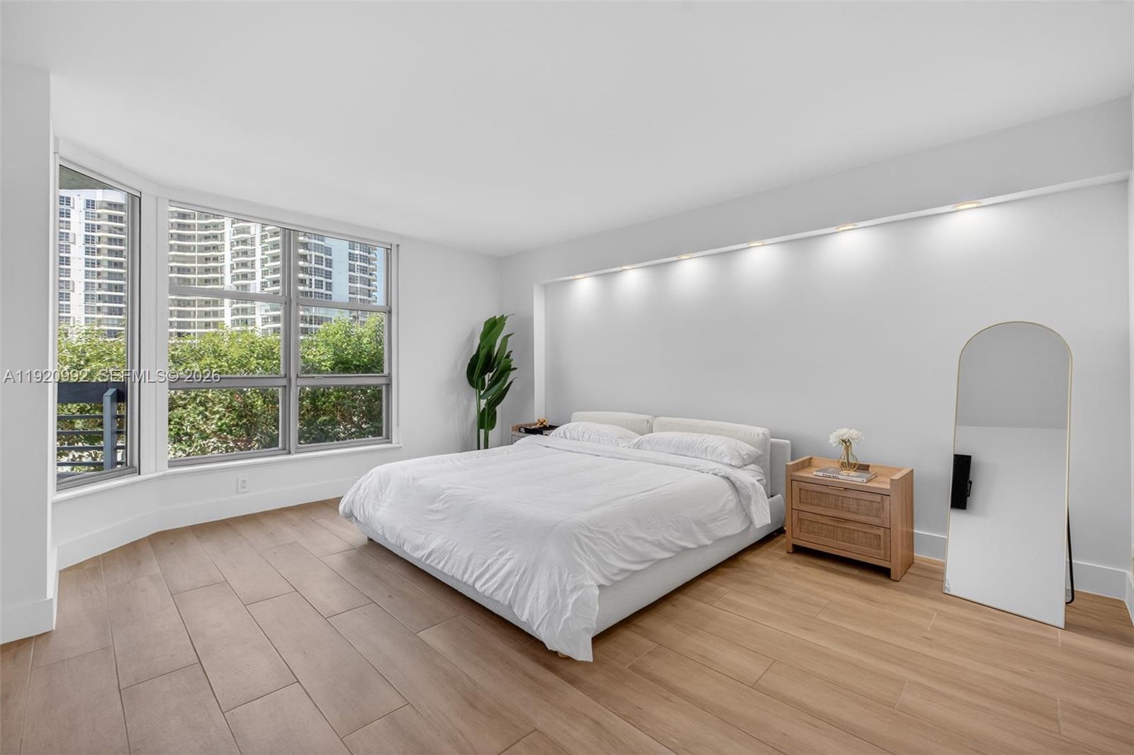 MYSTIC POINTE CONDO NO TH - Residential