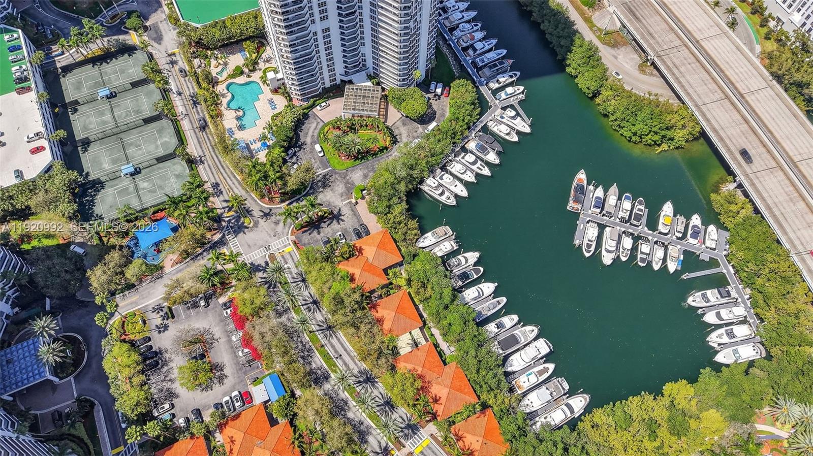 MYSTIC POINTE CONDO NO TH - Residential