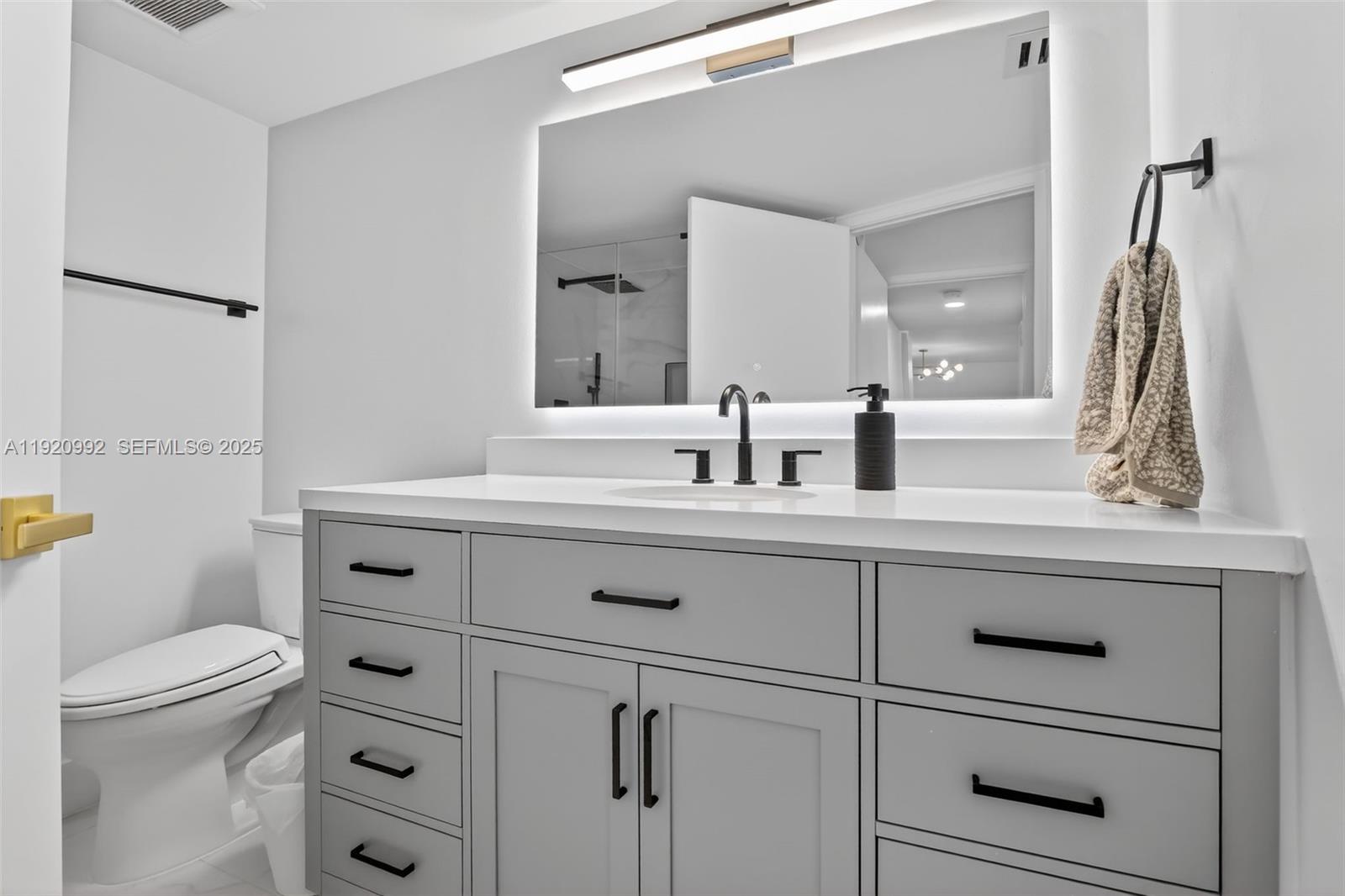 MYSTIC POINTE CONDO NO TH - Residential