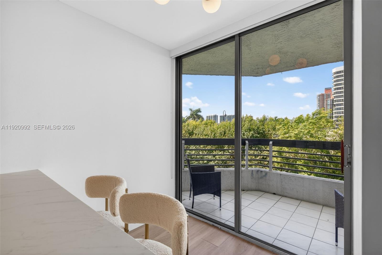 MYSTIC POINTE CONDO NO TH - Residential