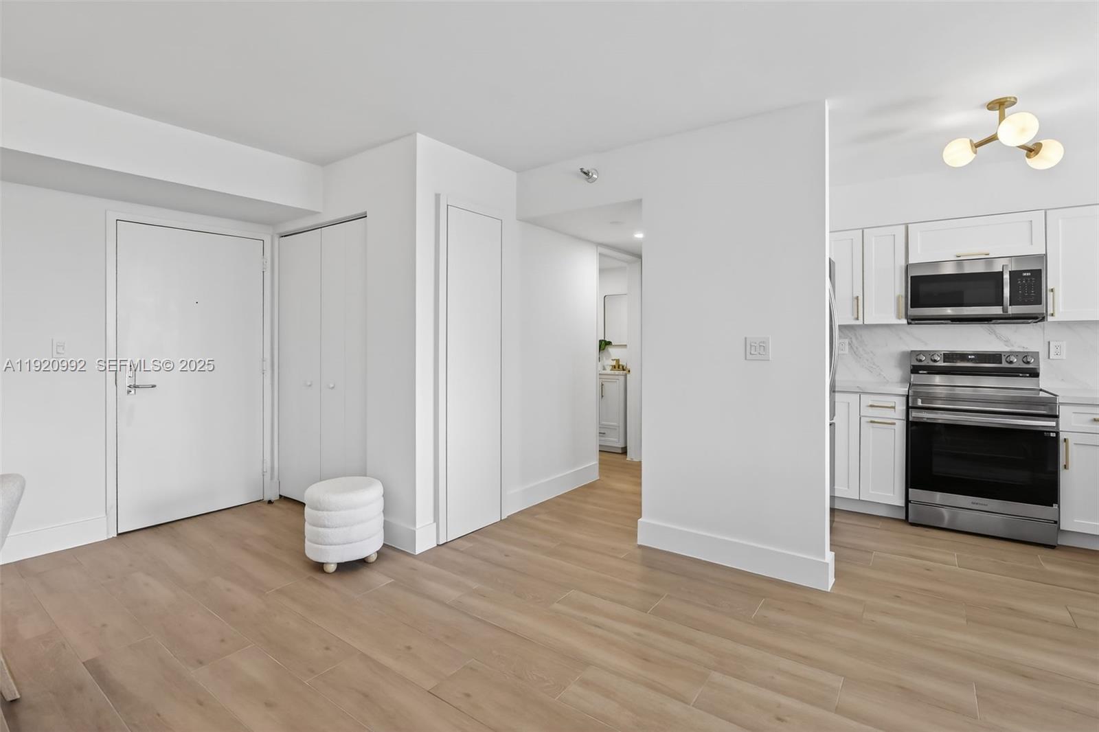 MYSTIC POINTE CONDO NO TH - Residential