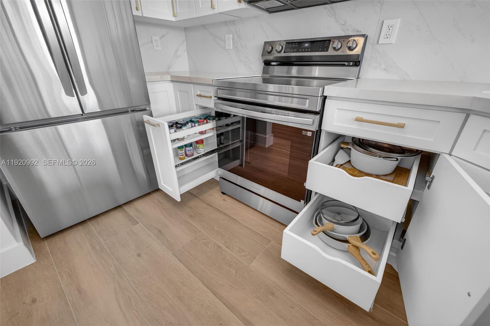 MYSTIC POINTE CONDO NO TH - Residential