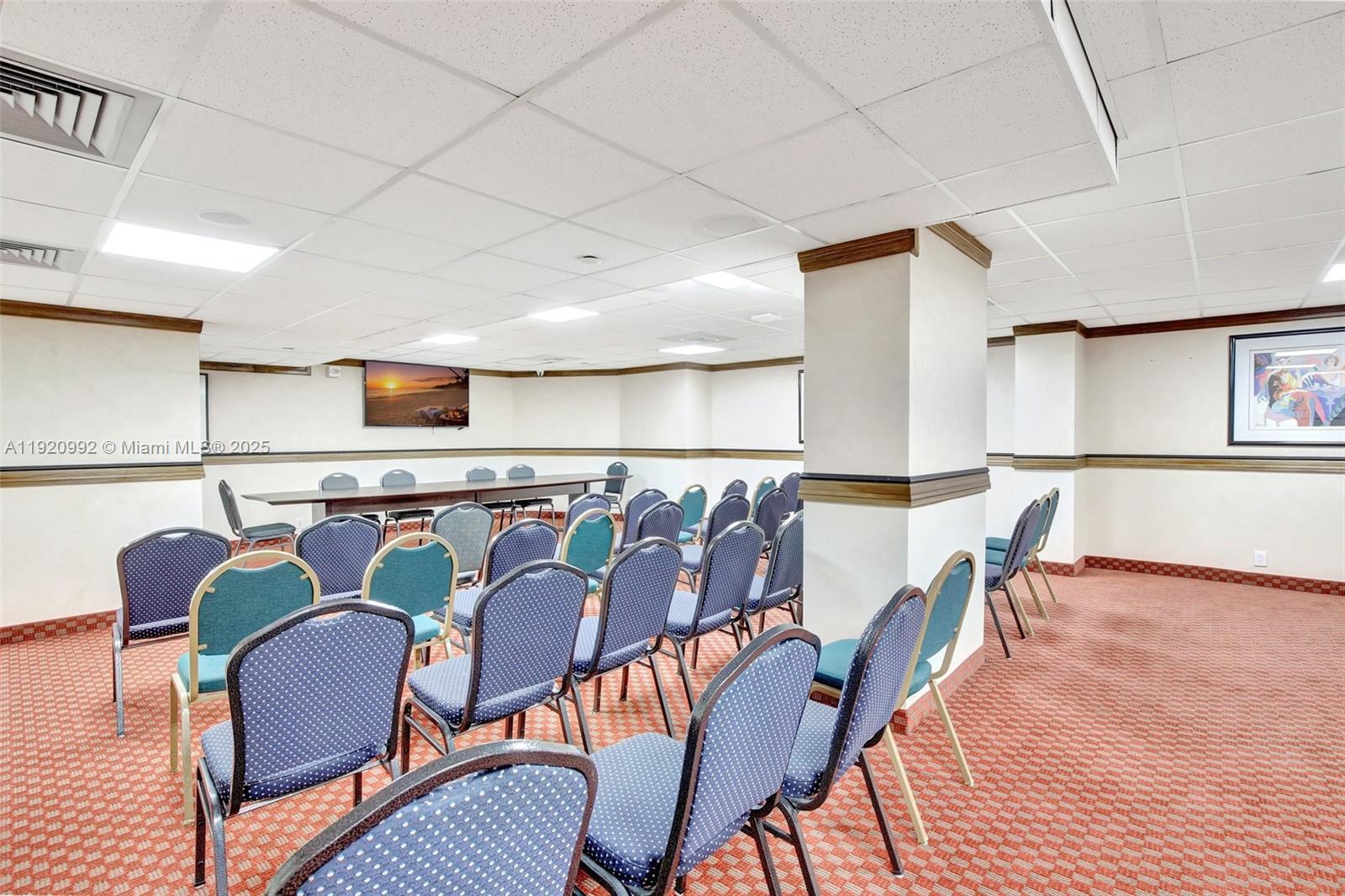 MYSTIC POINTE CONDO NO TH - Residential