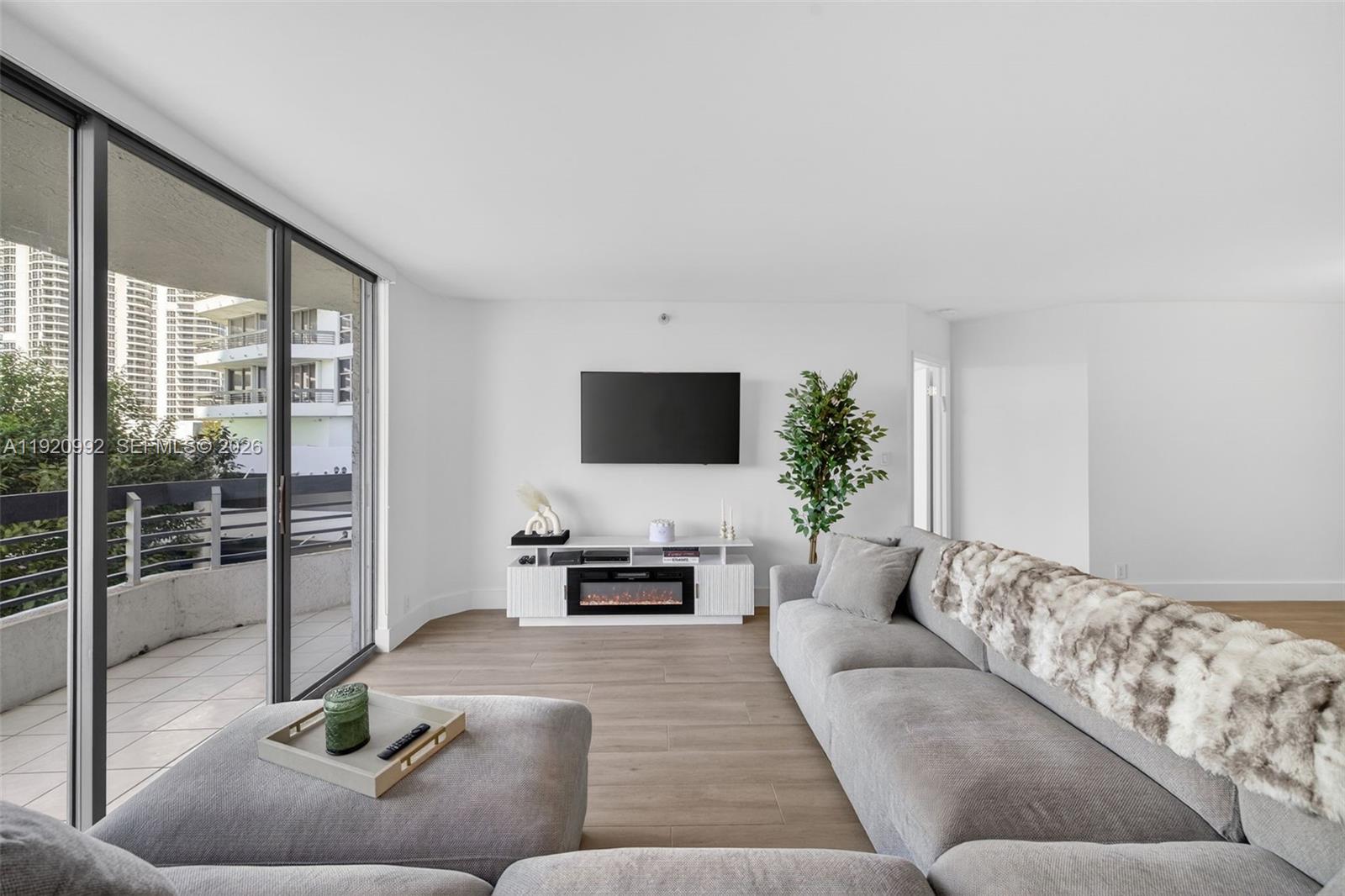 MYSTIC POINTE CONDO NO TH - Residential