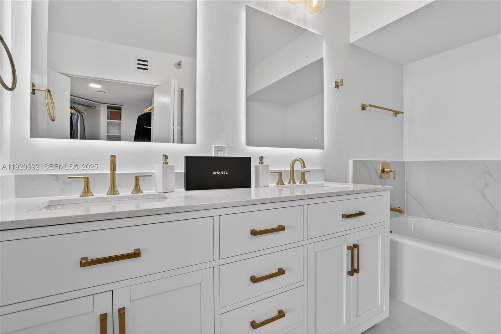 MYSTIC POINTE CONDO NO TH - Residential