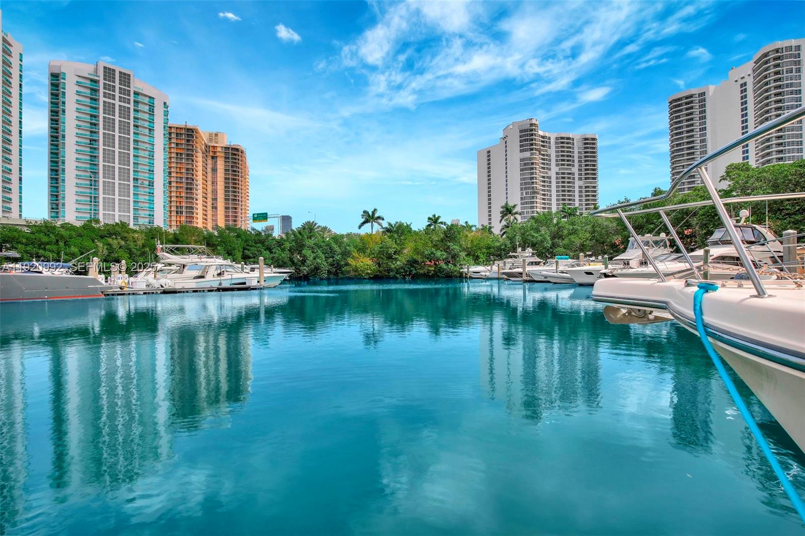 MYSTIC POINTE CONDO NO TH - Residential