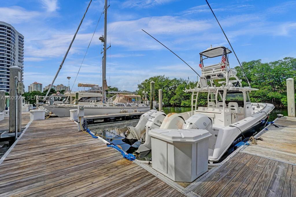 MYSTIC POINTE CONDO NO TH - Residential