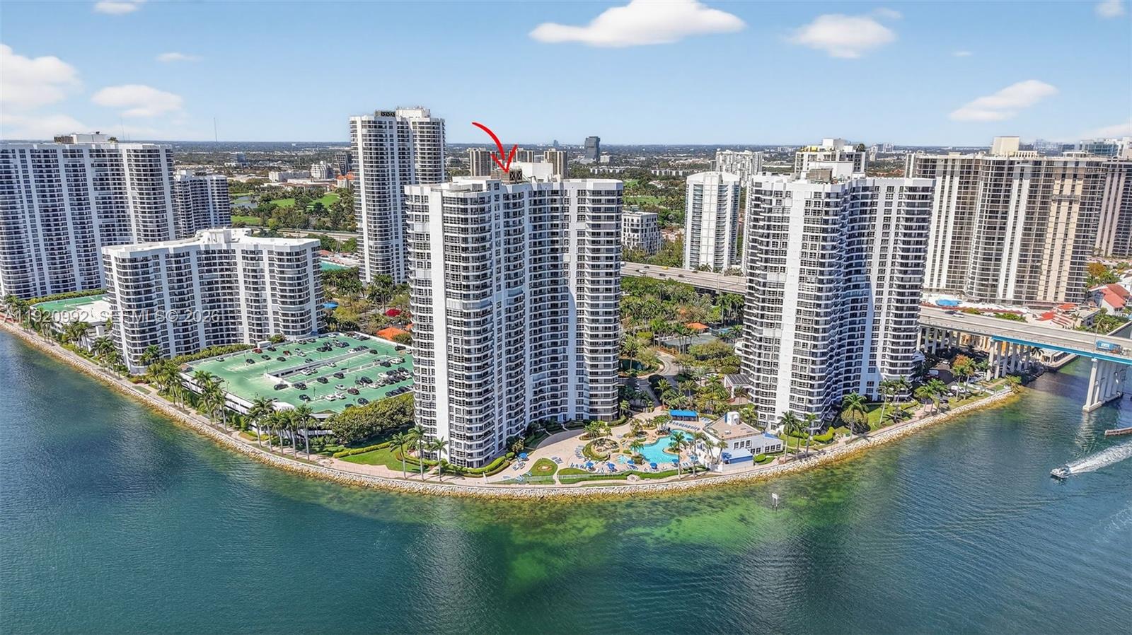 MYSTIC POINTE CONDO NO TH - Residential