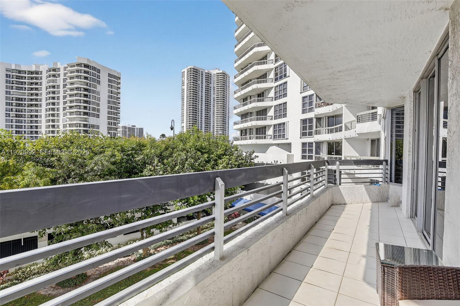 MYSTIC POINTE CONDO NO TH - Residential