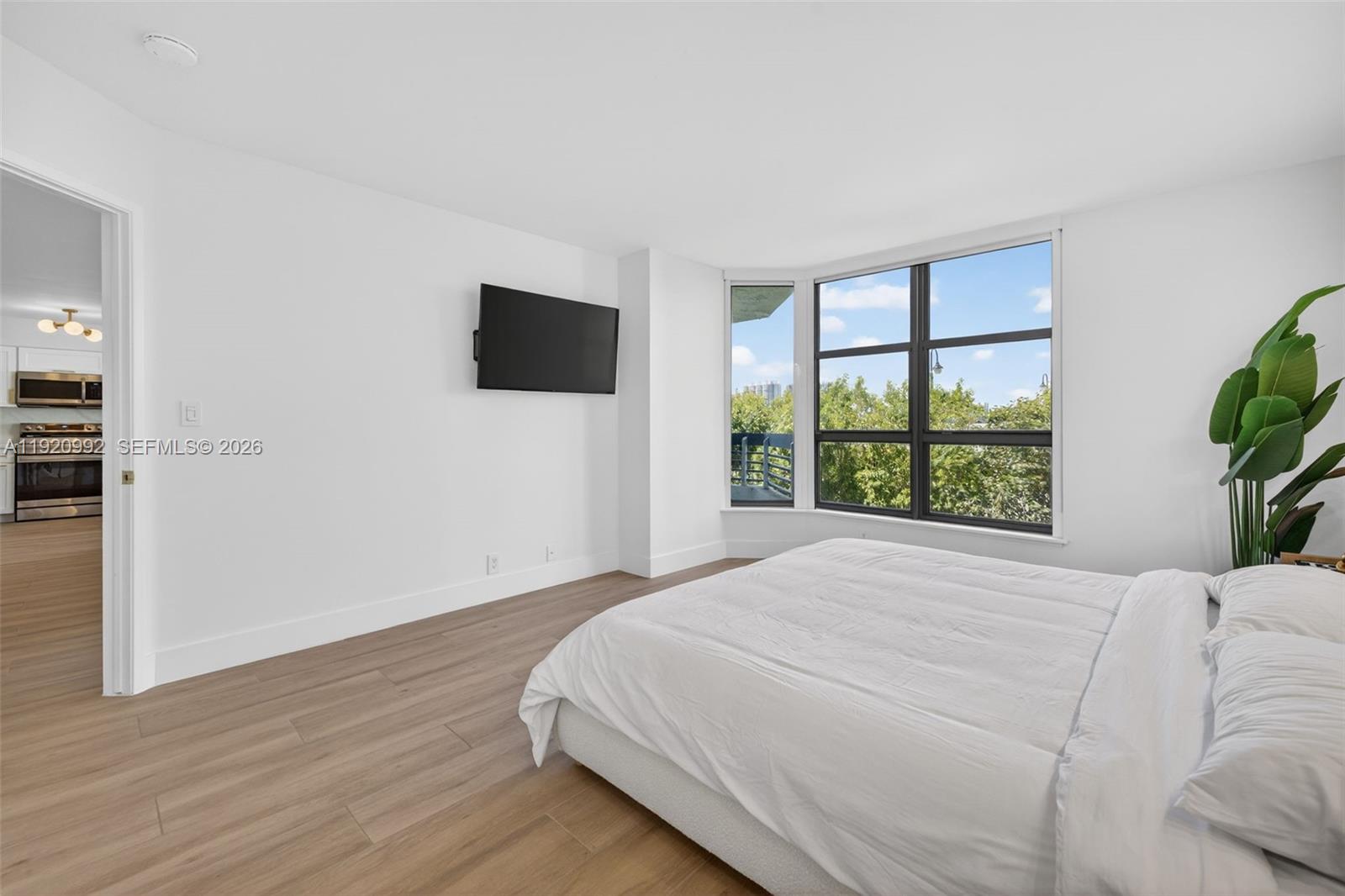 MYSTIC POINTE CONDO NO TH - Residential