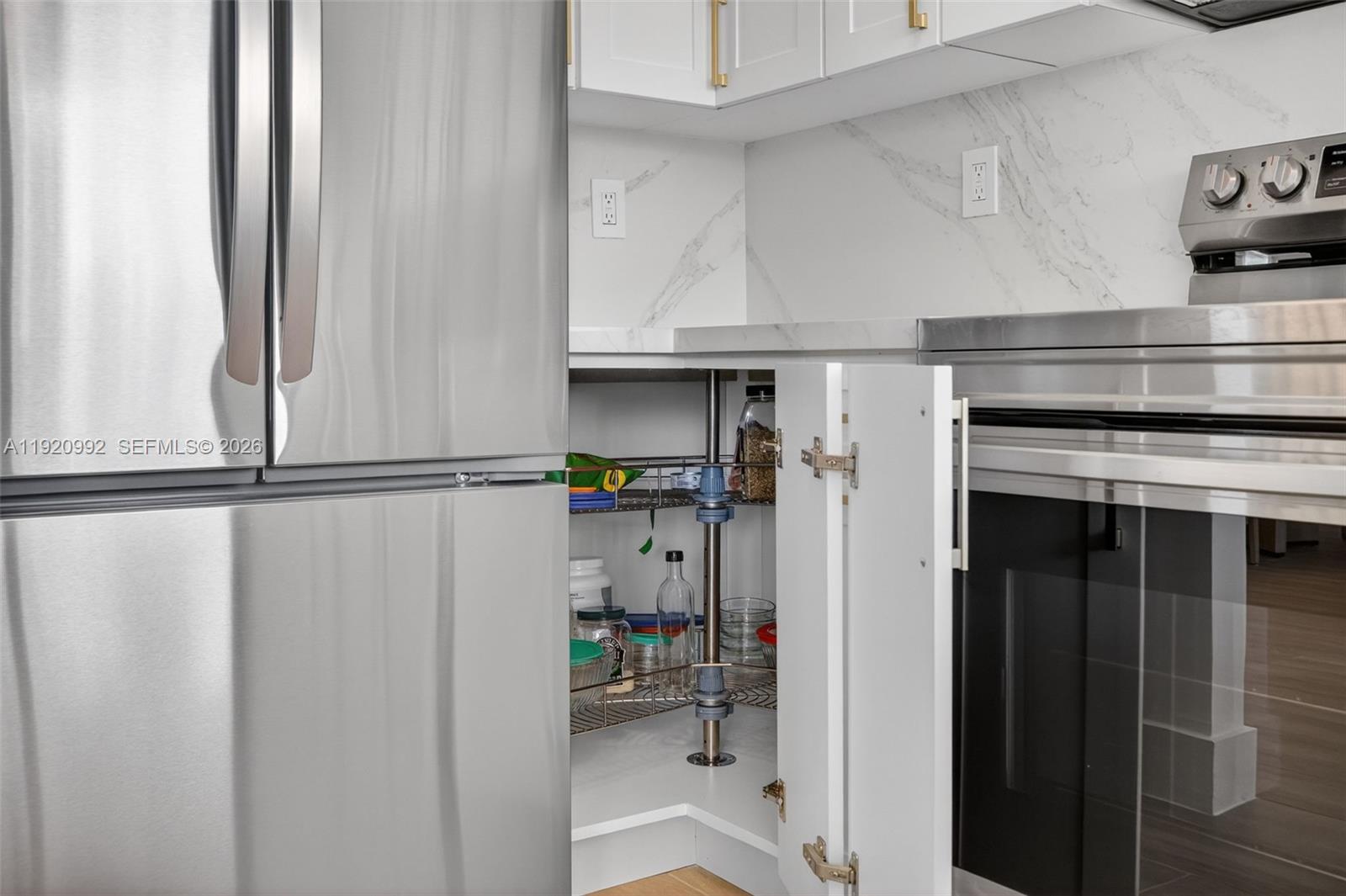 MYSTIC POINTE CONDO NO TH - Residential