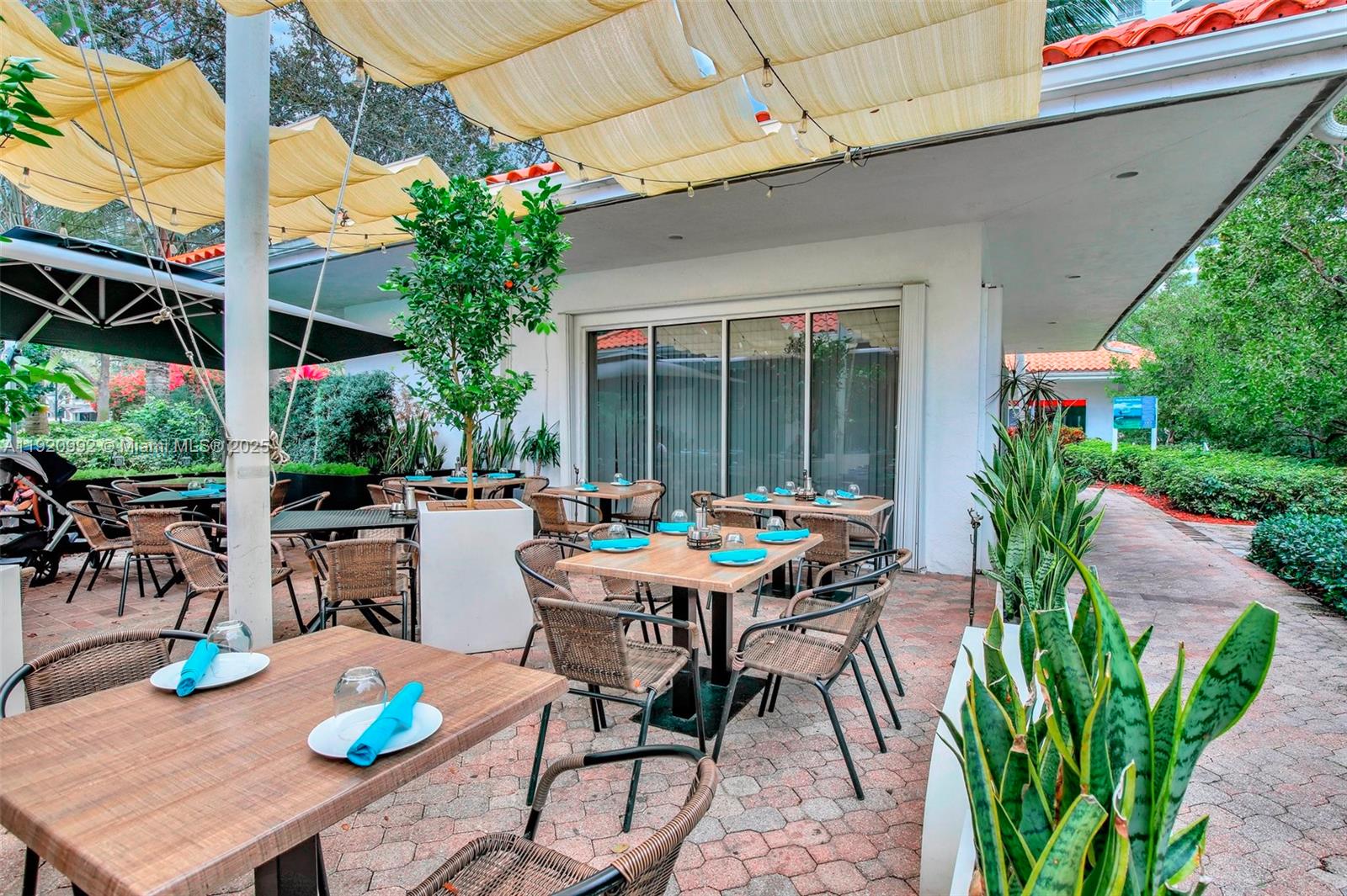 MYSTIC POINTE CONDO NO TH - Residential