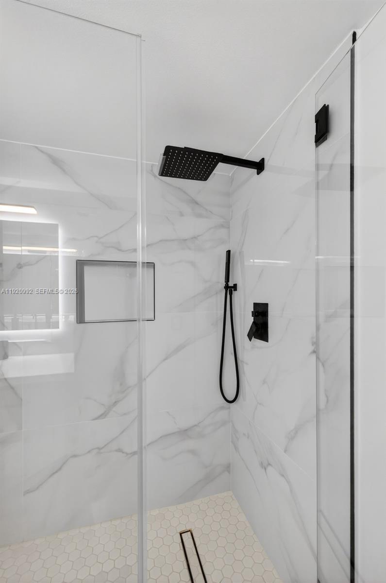 MYSTIC POINTE CONDO NO TH - Residential