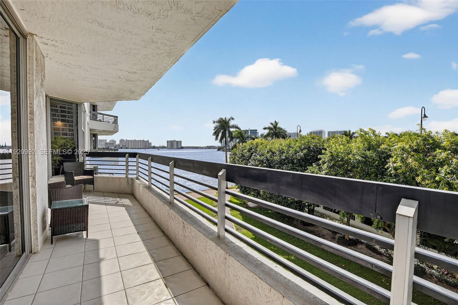 MYSTIC POINTE CONDO NO TH - Residential