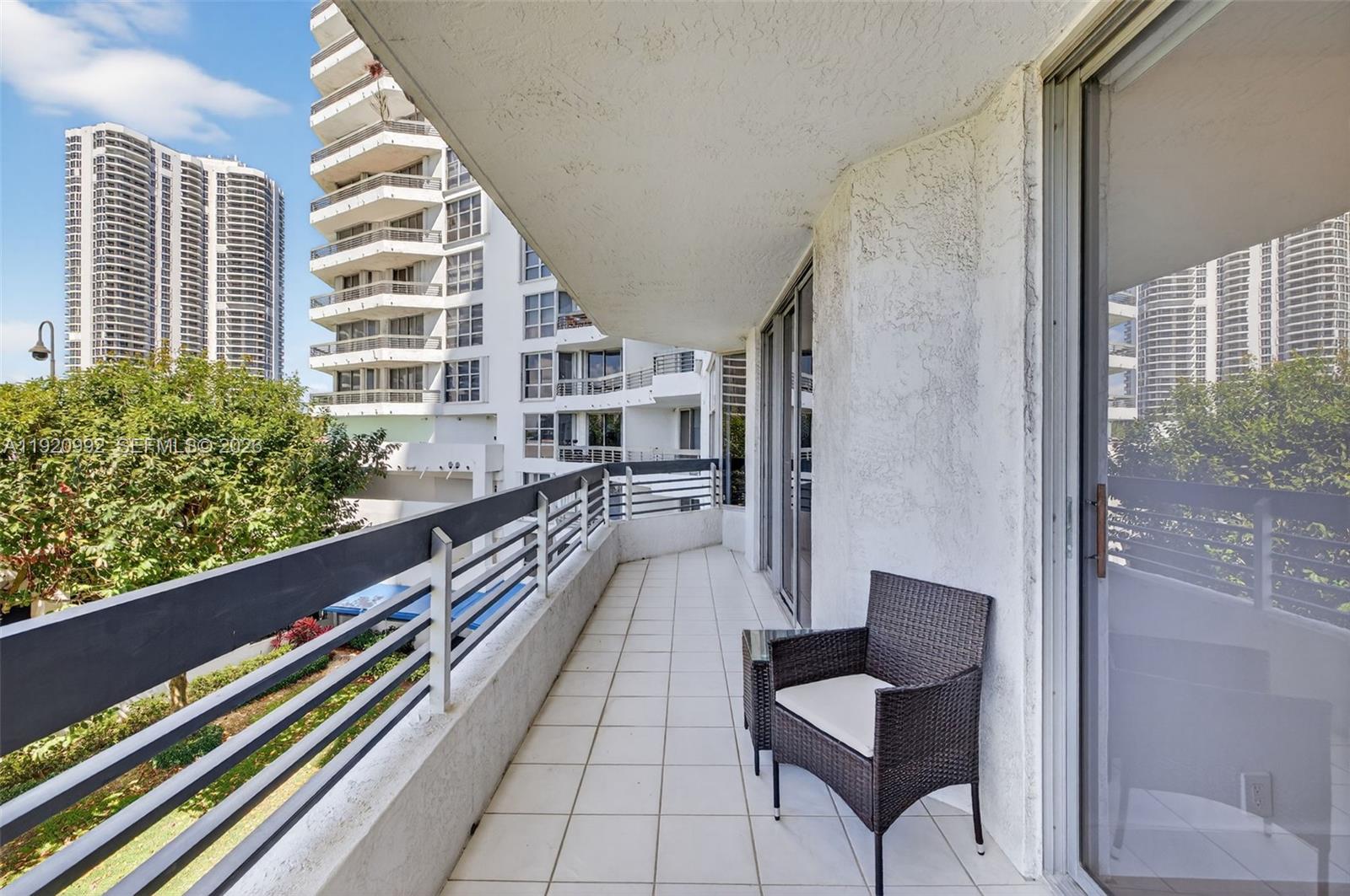 MYSTIC POINTE CONDO NO TH - Residential