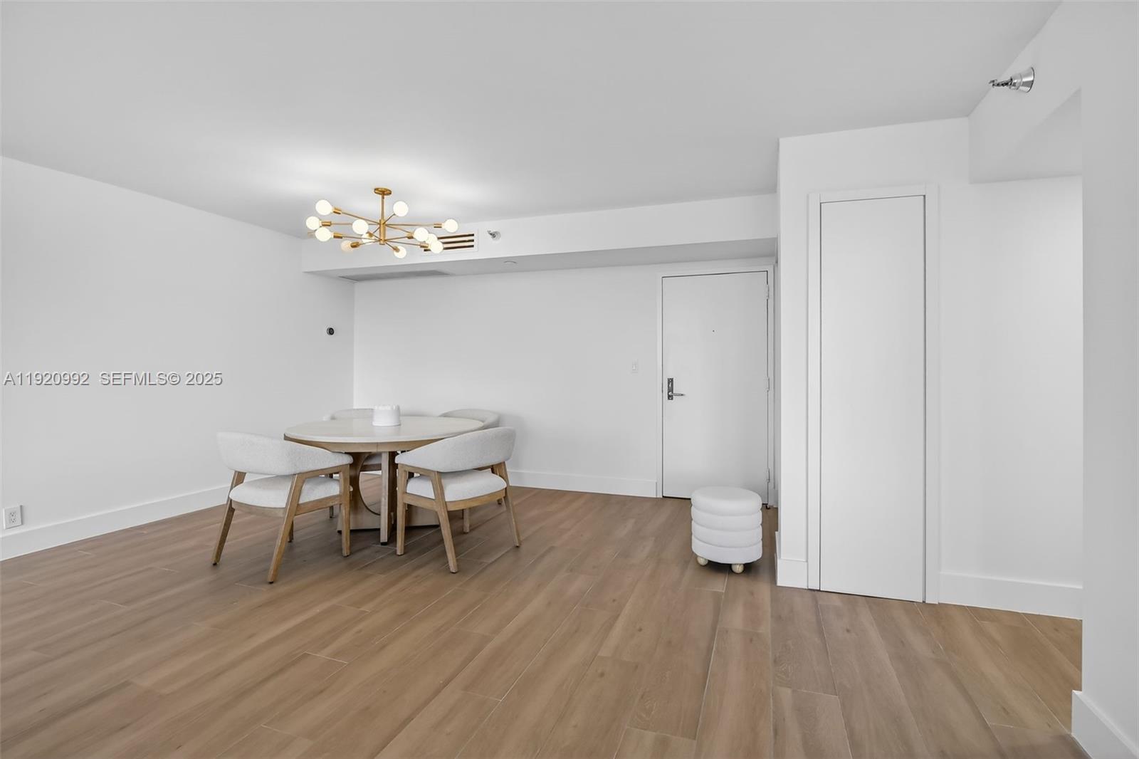 MYSTIC POINTE CONDO NO TH - Residential