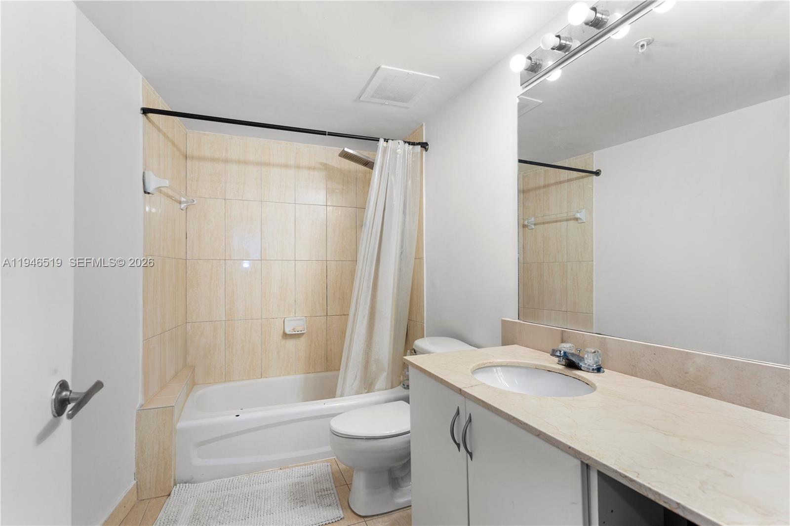 OPERA TOWER CONDO - Residential