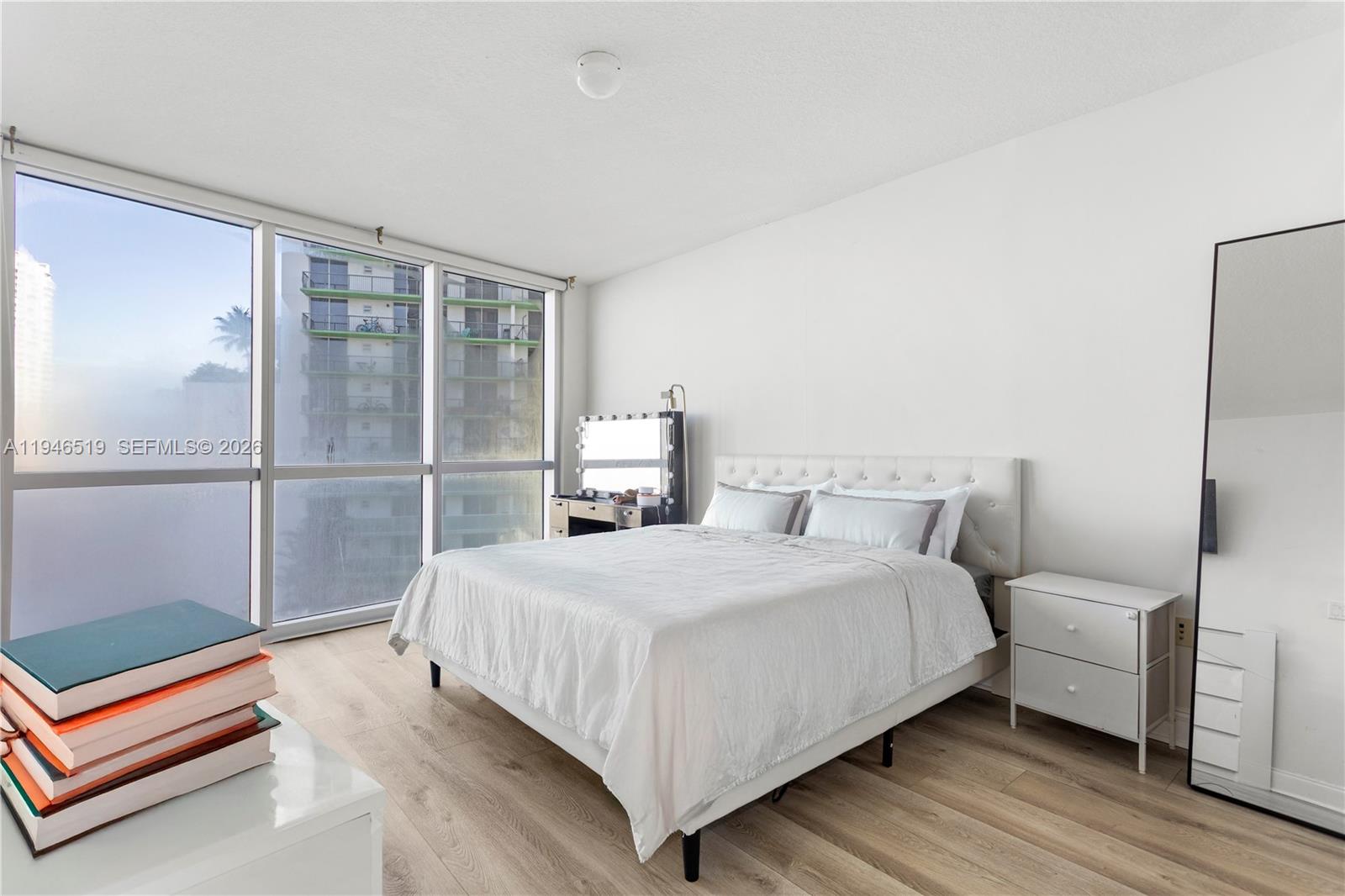 OPERA TOWER CONDO - Residential