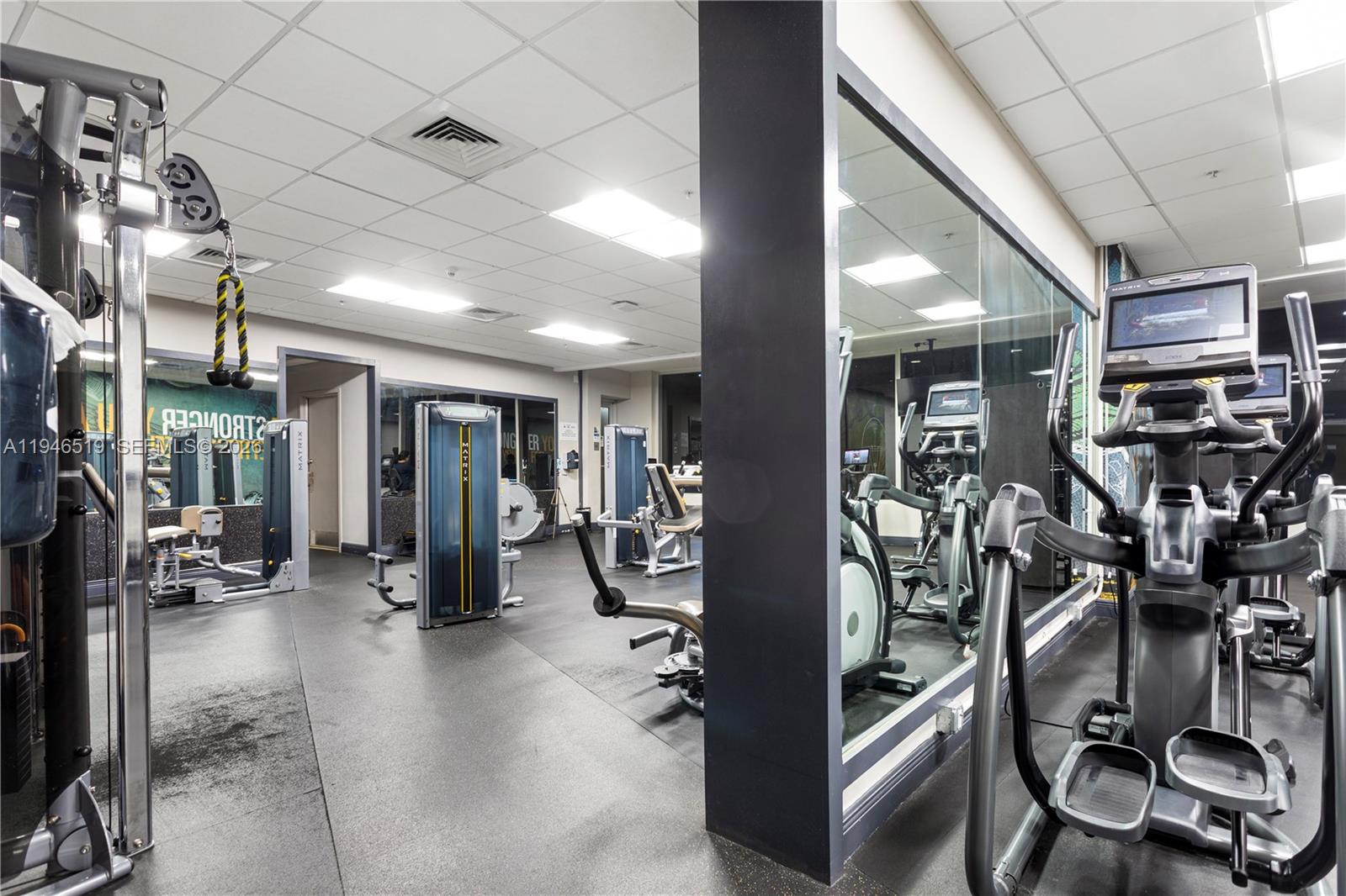 OPERA TOWER CONDO - Residential