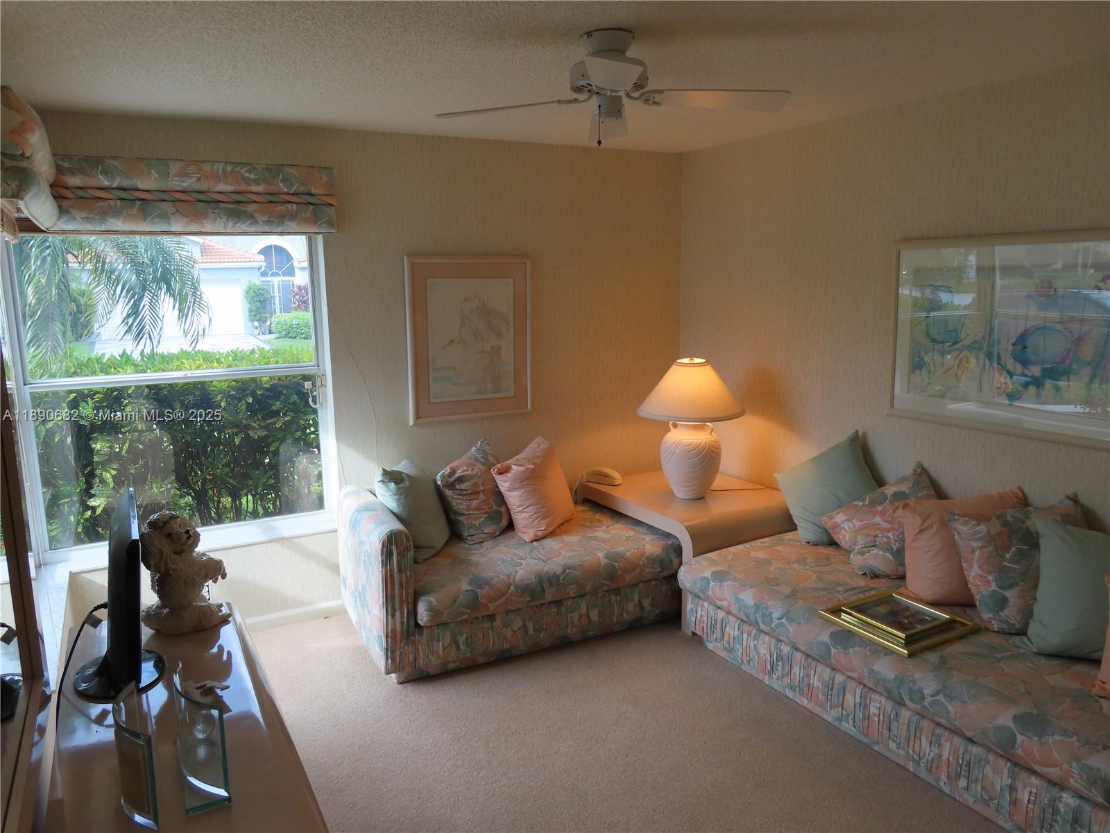 PALM ISLES - Residential