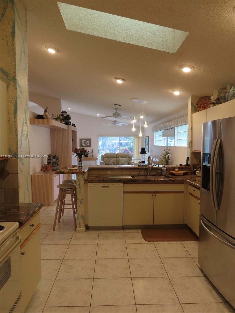 PALM ISLES - Residential