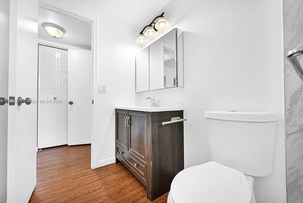 VILLAGE OF KINGS CREEK CO - Residential Lease