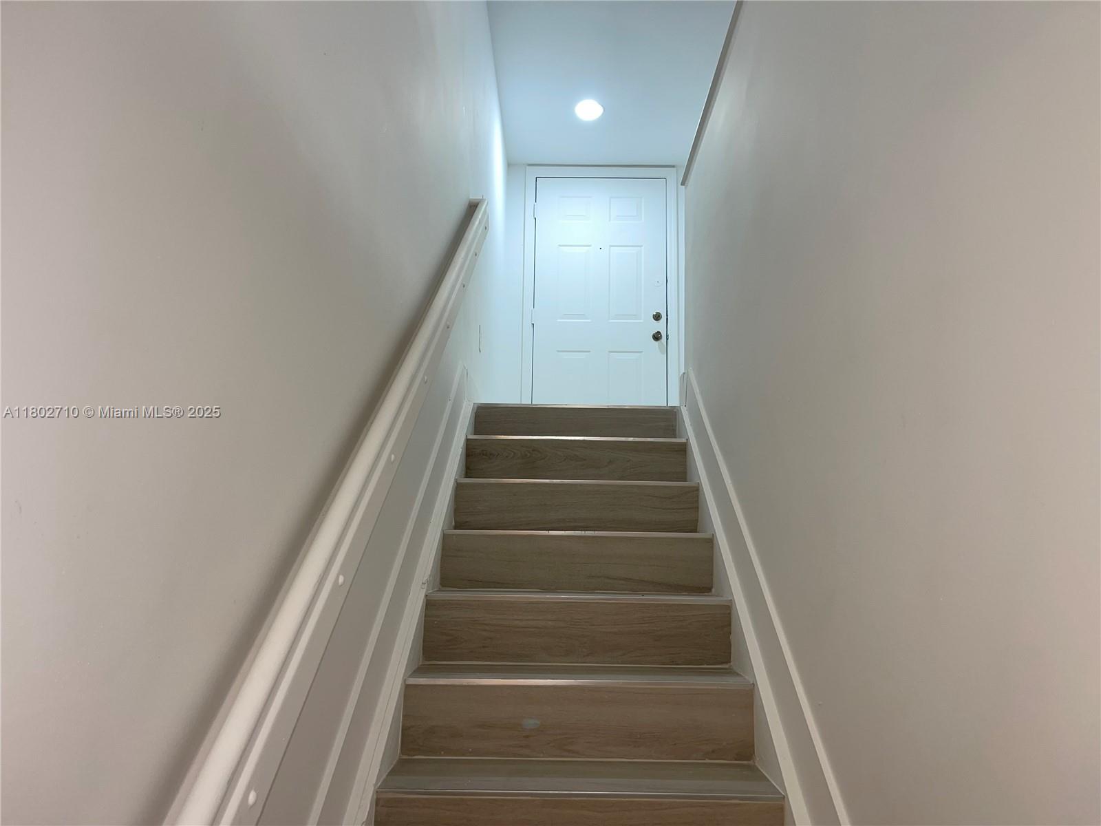 GRAND ISLES CONDO - Residential Lease