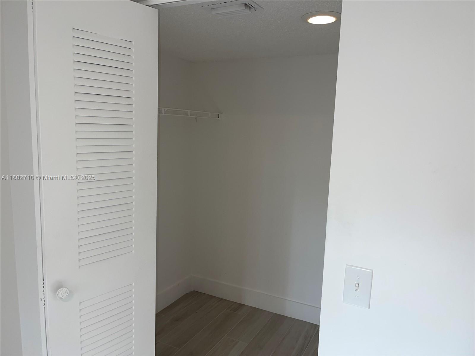 GRAND ISLES CONDO - Residential Lease