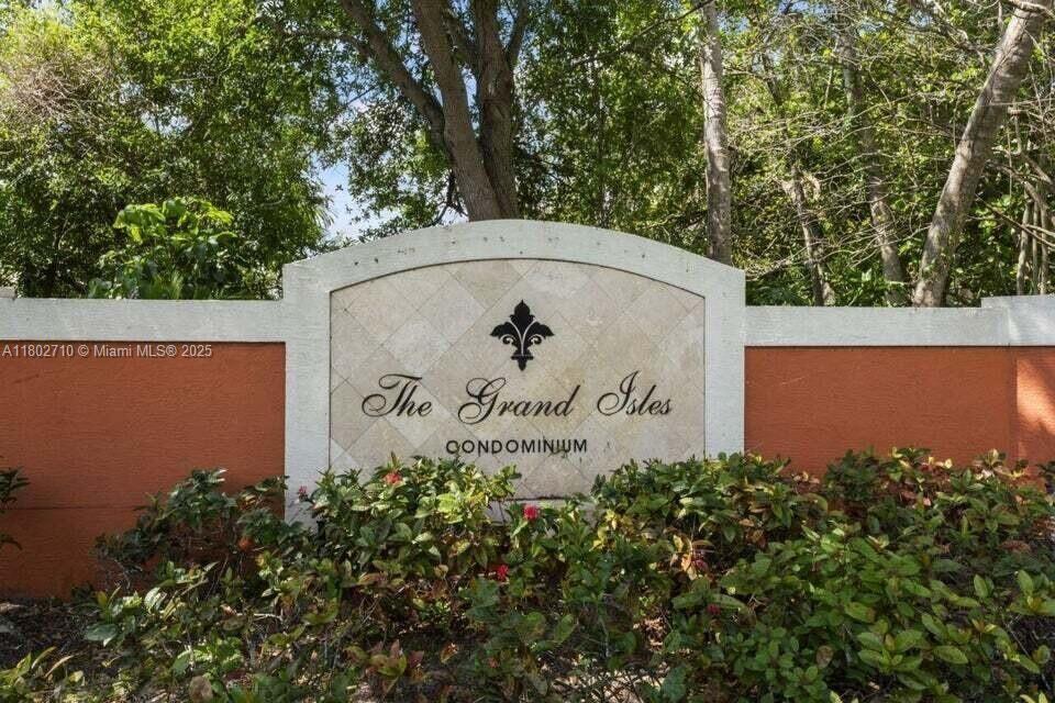 GRAND ISLES CONDO - Residential Lease