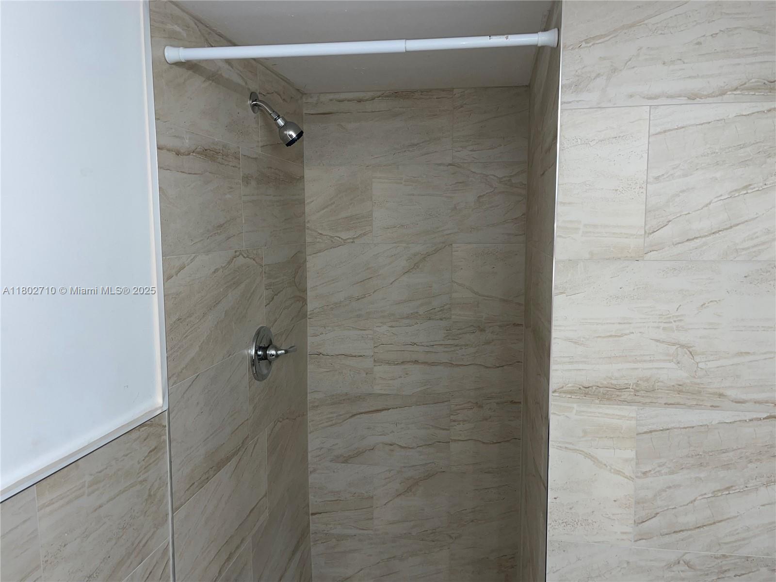 GRAND ISLES CONDO - Residential Lease