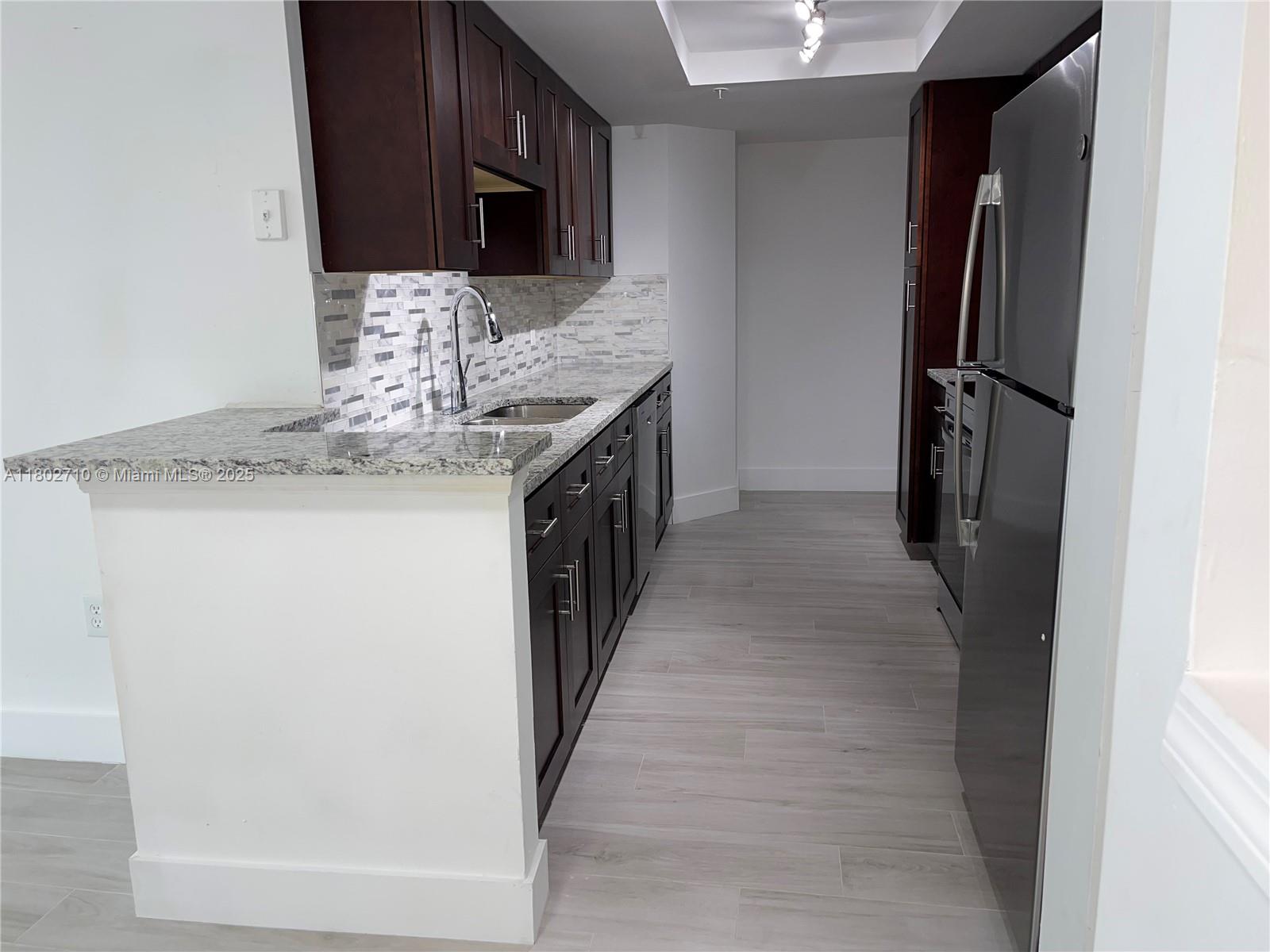 GRAND ISLES CONDO - Residential Lease