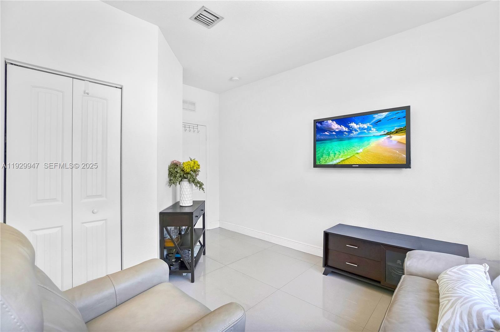 BONITA GRAND ESTATES SOUT - Residential