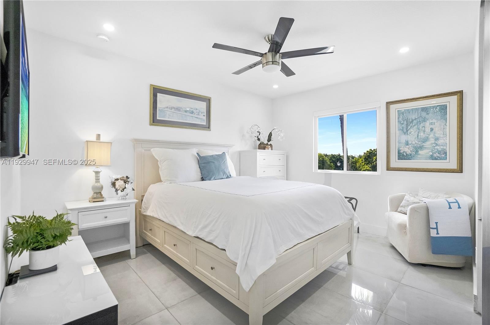 BONITA GRAND ESTATES SOUT - Residential