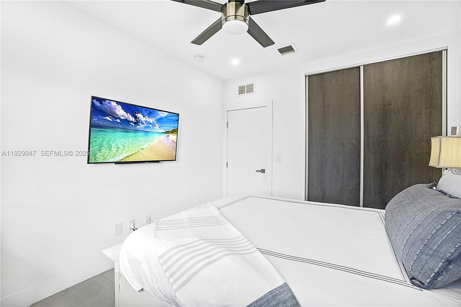 BONITA GRAND ESTATES SOUT - Residential