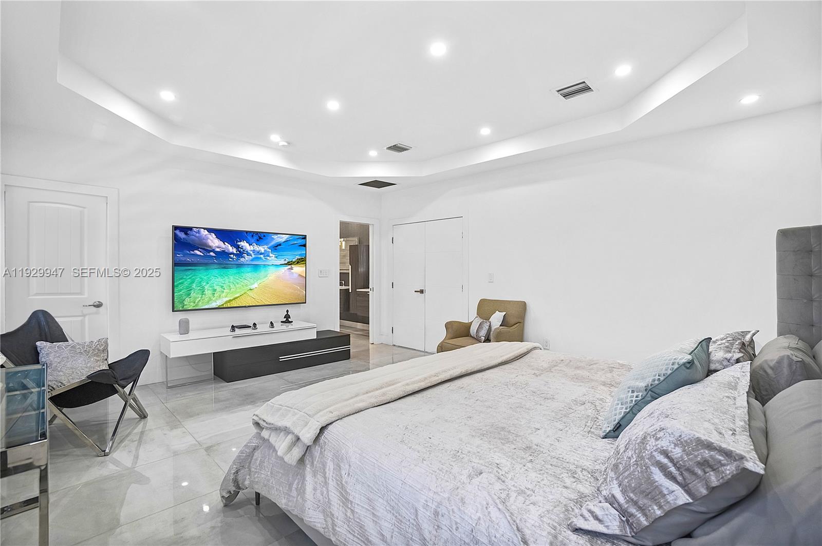 BONITA GRAND ESTATES SOUT - Residential