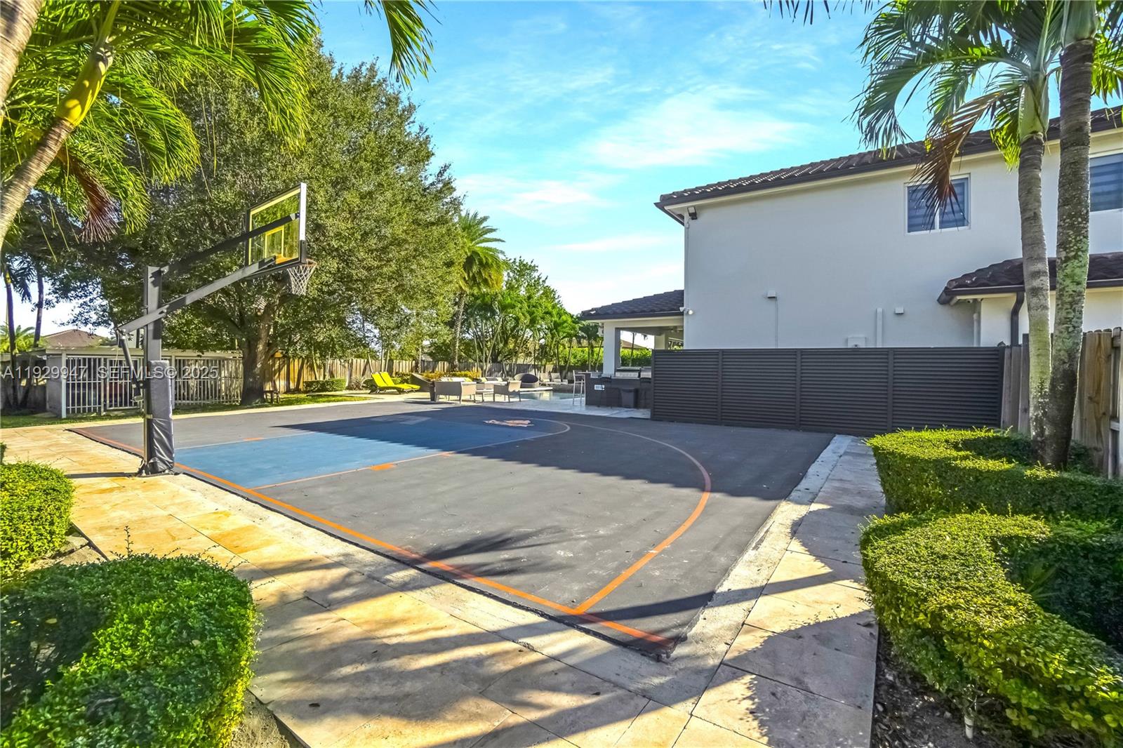 BONITA GRAND ESTATES SOUT - Residential