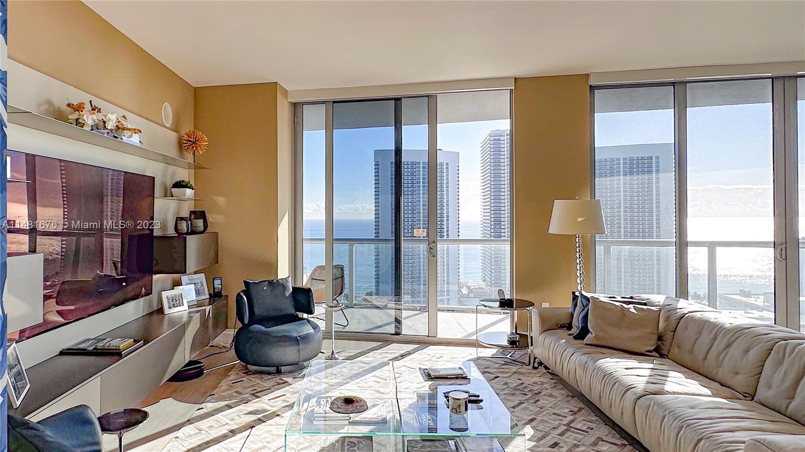 BEACHWALK CONDOMINIUM - Residential