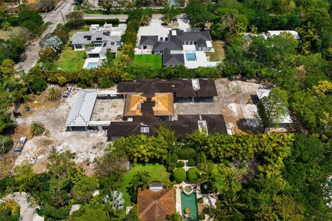 A home in Pinecrest