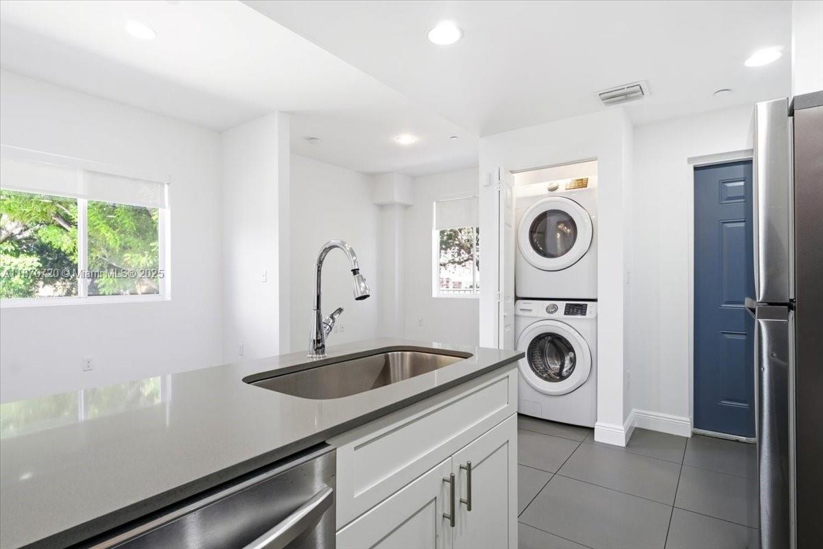 541 NW 33rd St 5