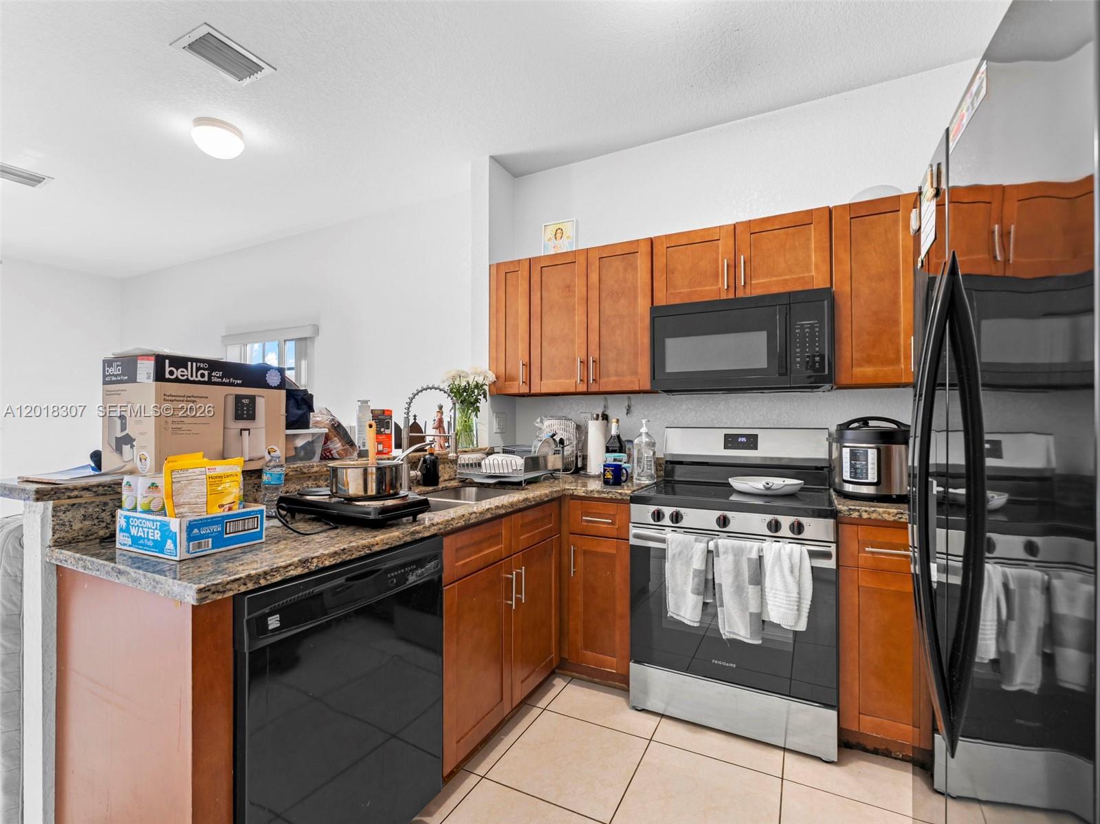 DE CAYON SUBDIVISION - Residential