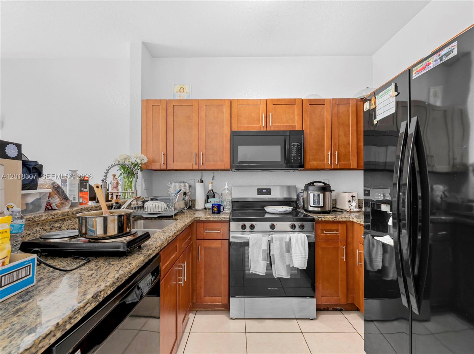 DE CAYON SUBDIVISION - Residential