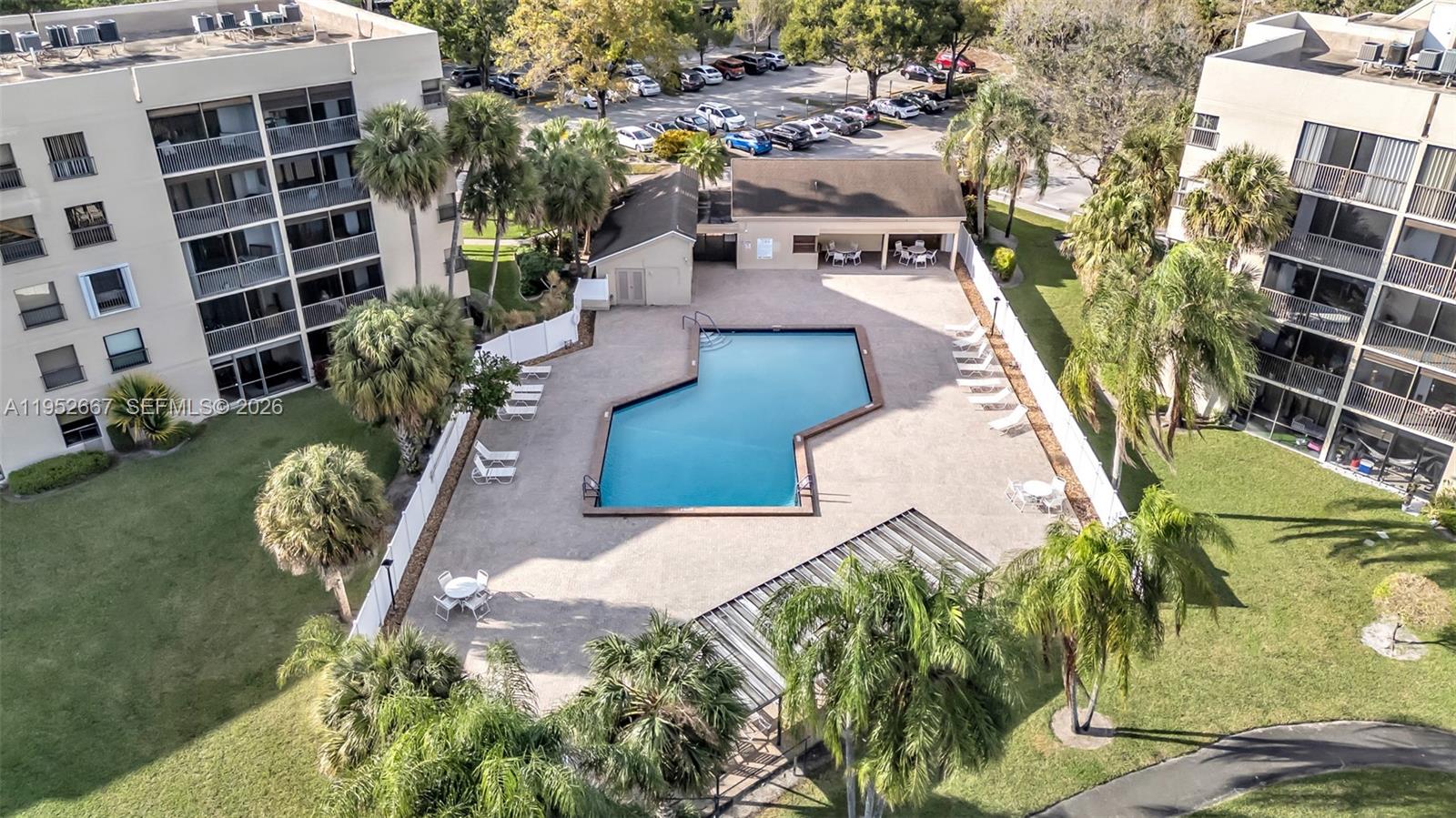 2900 NW 42nd Ave A402