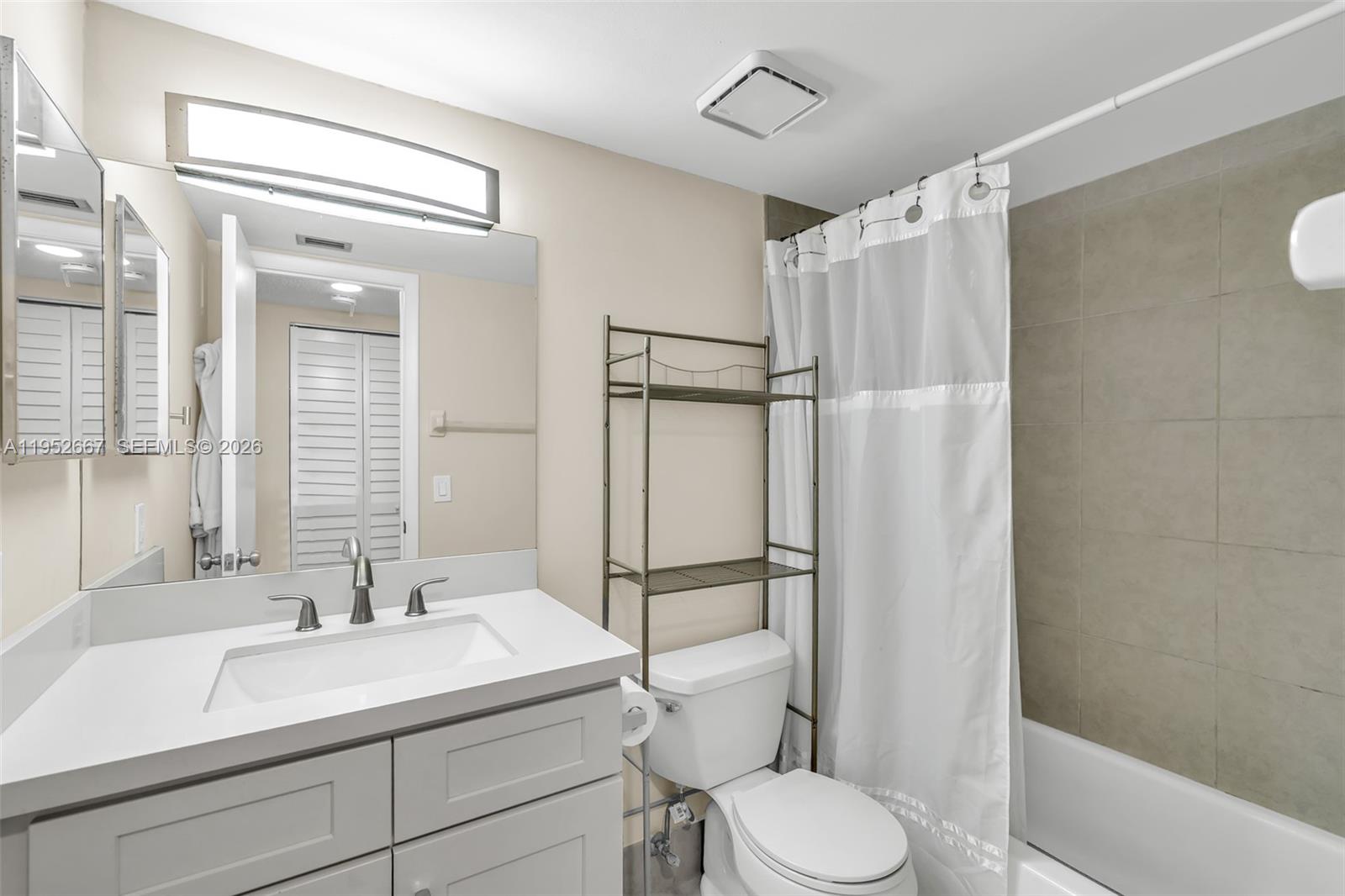 TRADEWINDS A CONDO - Residential