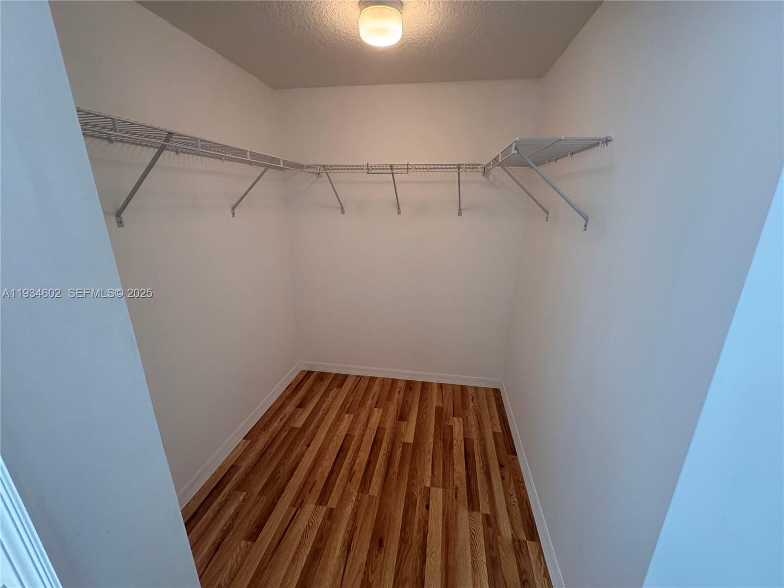 9340 Fontainebleau Blvd W310