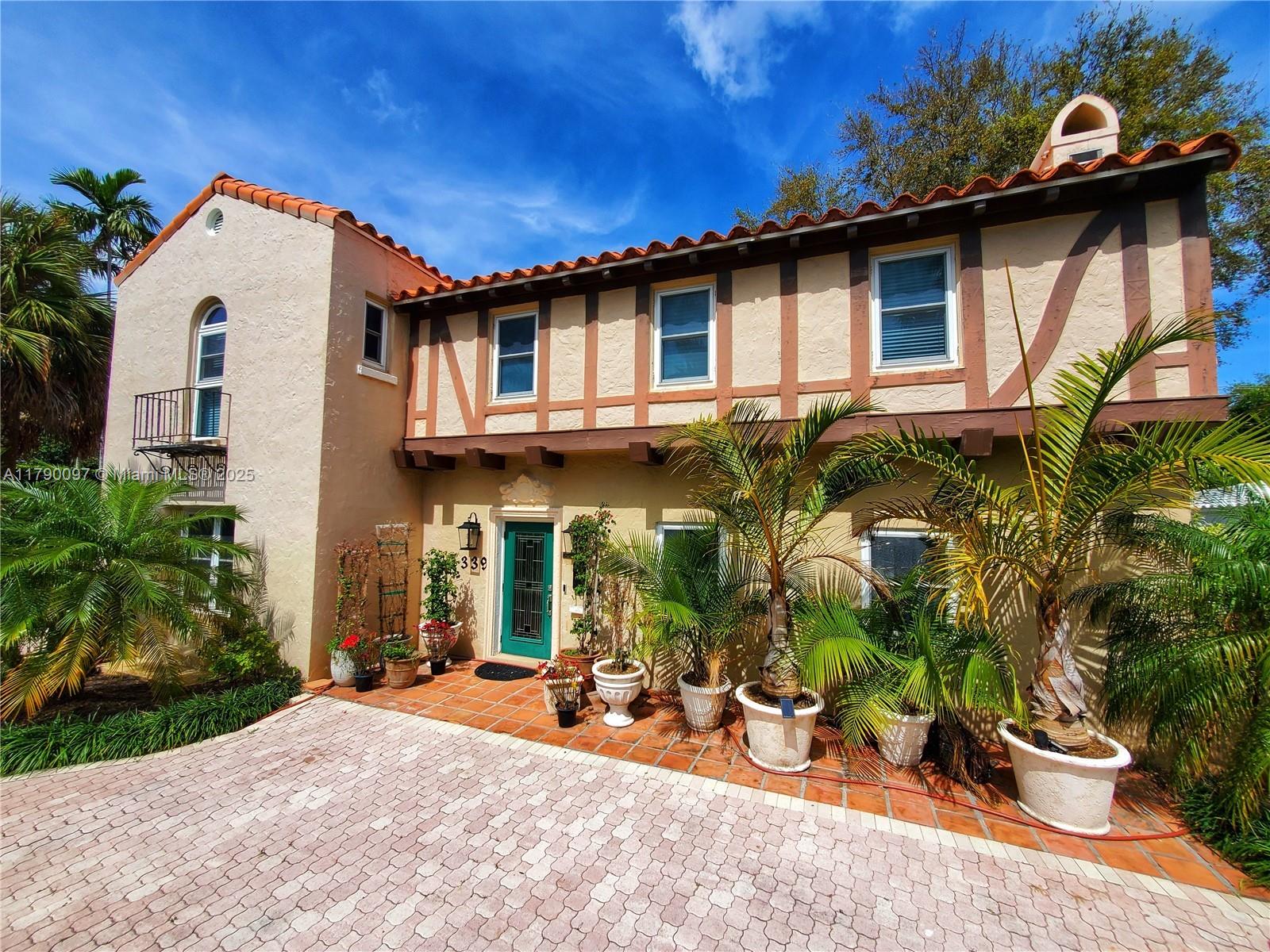 MIAMI SHORES SEC 1 AMD - Residential Lease