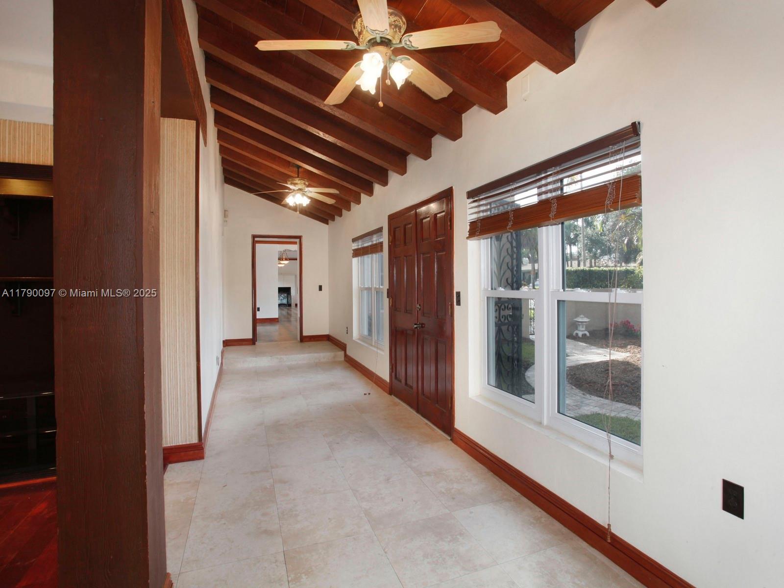 MIAMI SHORES SEC 1 AMD - Residential Lease